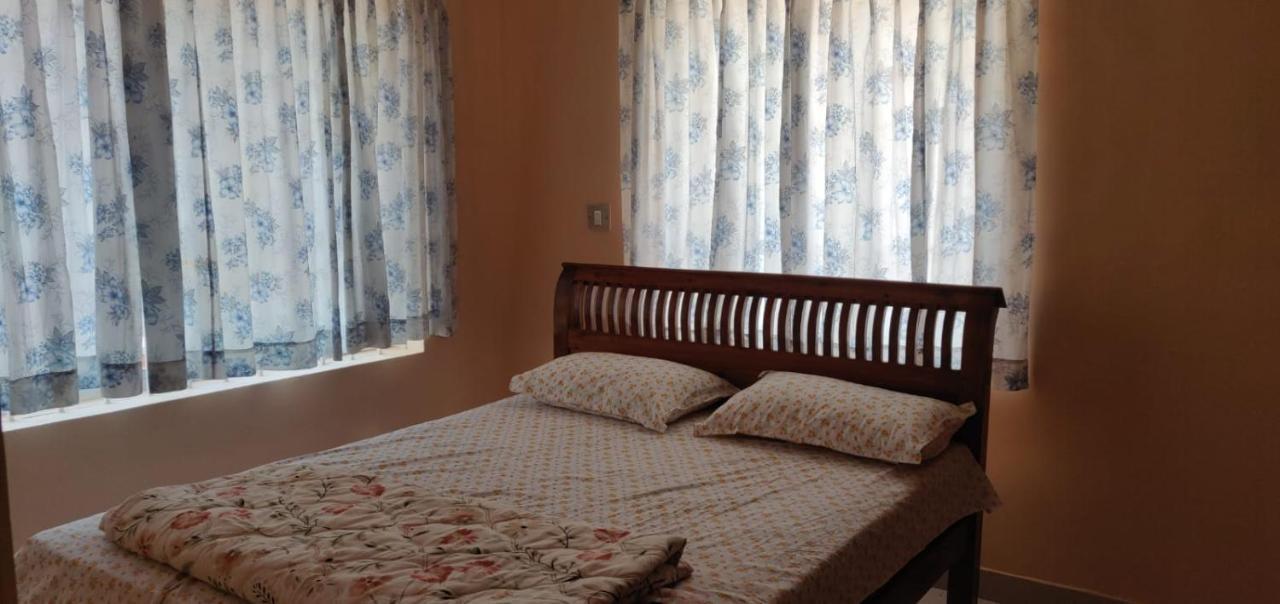 Giri'S Homestay Madikeri Kültér fotó