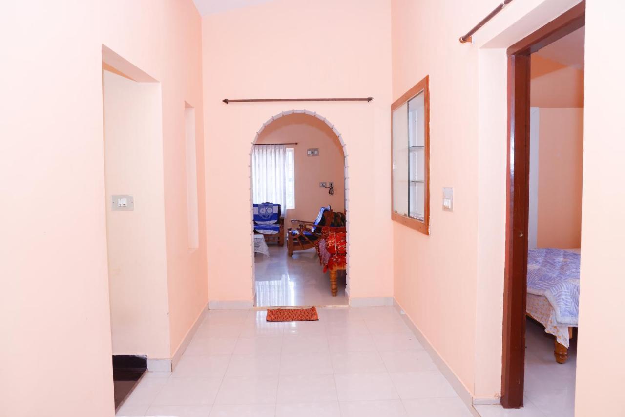 Giri'S Homestay Madikeri Kültér fotó