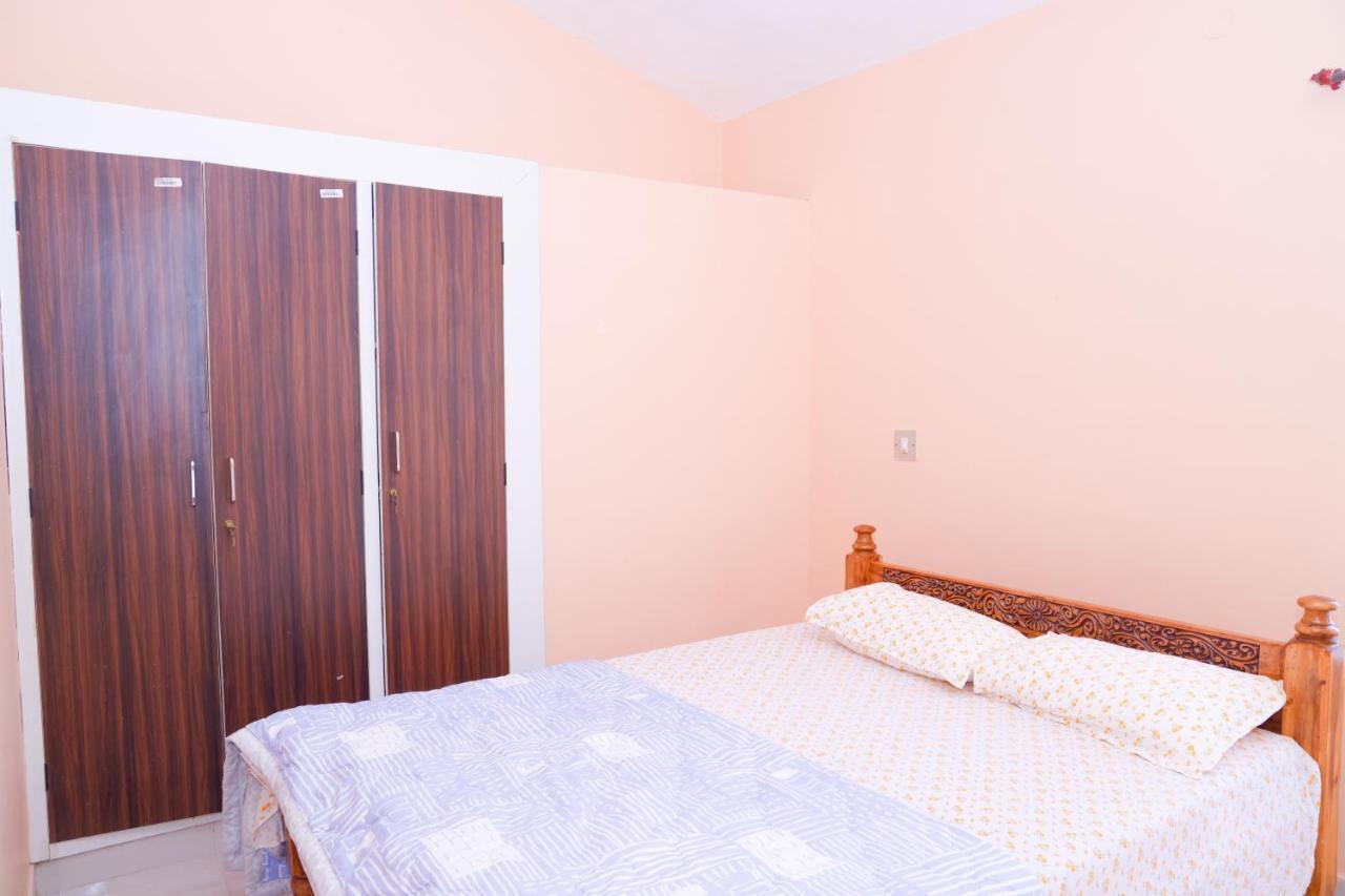 Giri'S Homestay Madikeri Kültér fotó